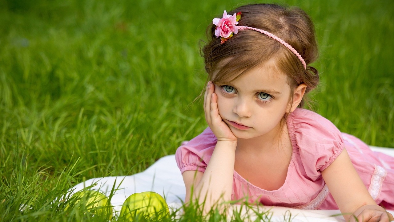 girl, grass, nature-1839623.jpg